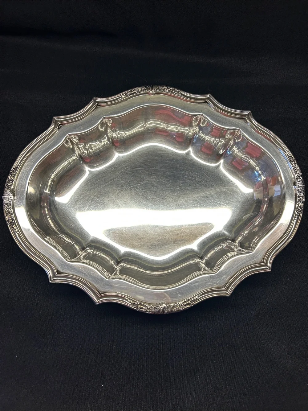 Reed and Barton De Champlain oval serving dish style 4081